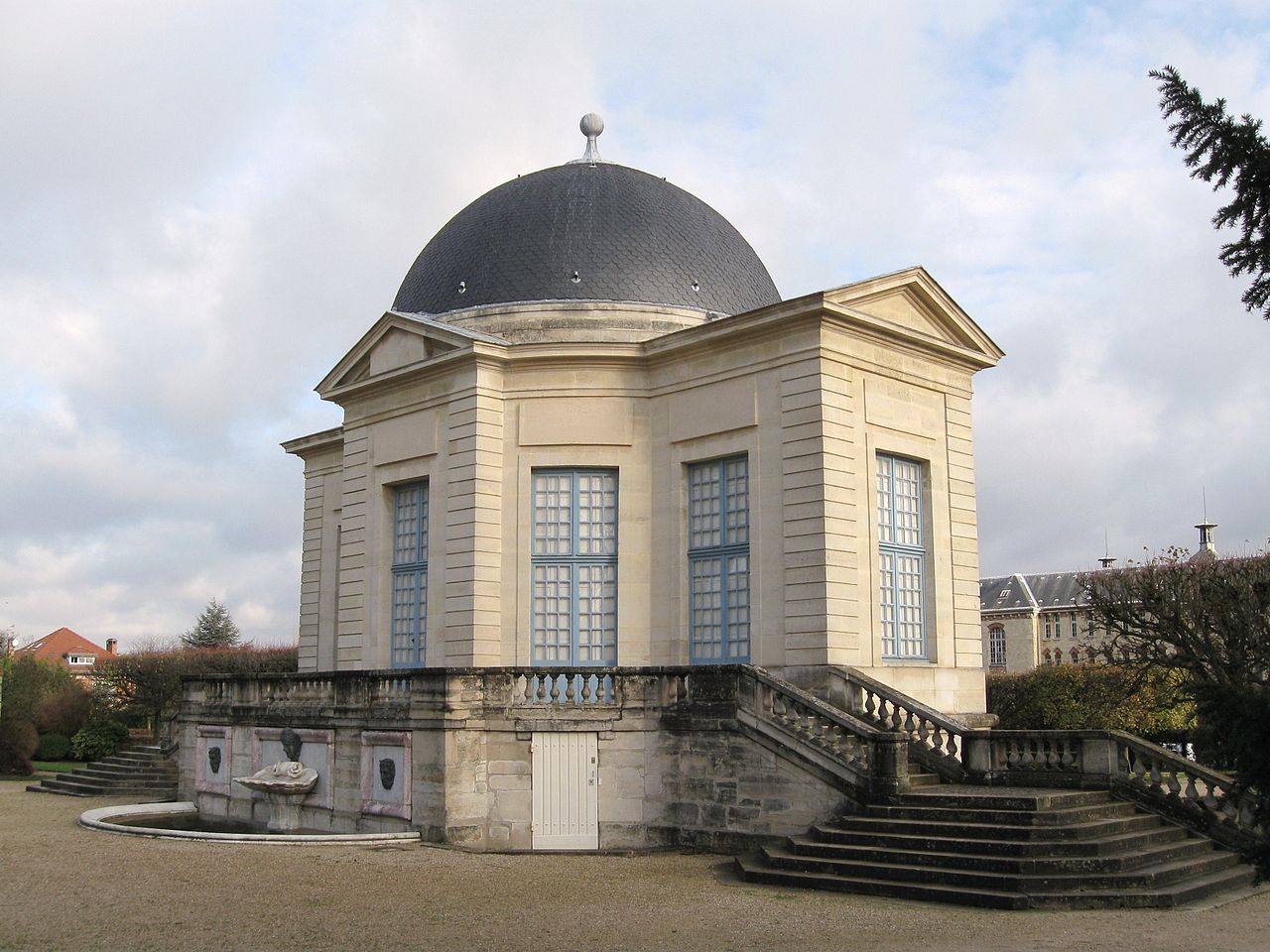 Le pavillon de l'Aurore dans le Domaine de Sceaux