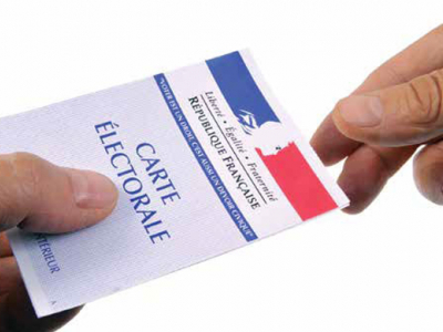 Une carte d'électeur